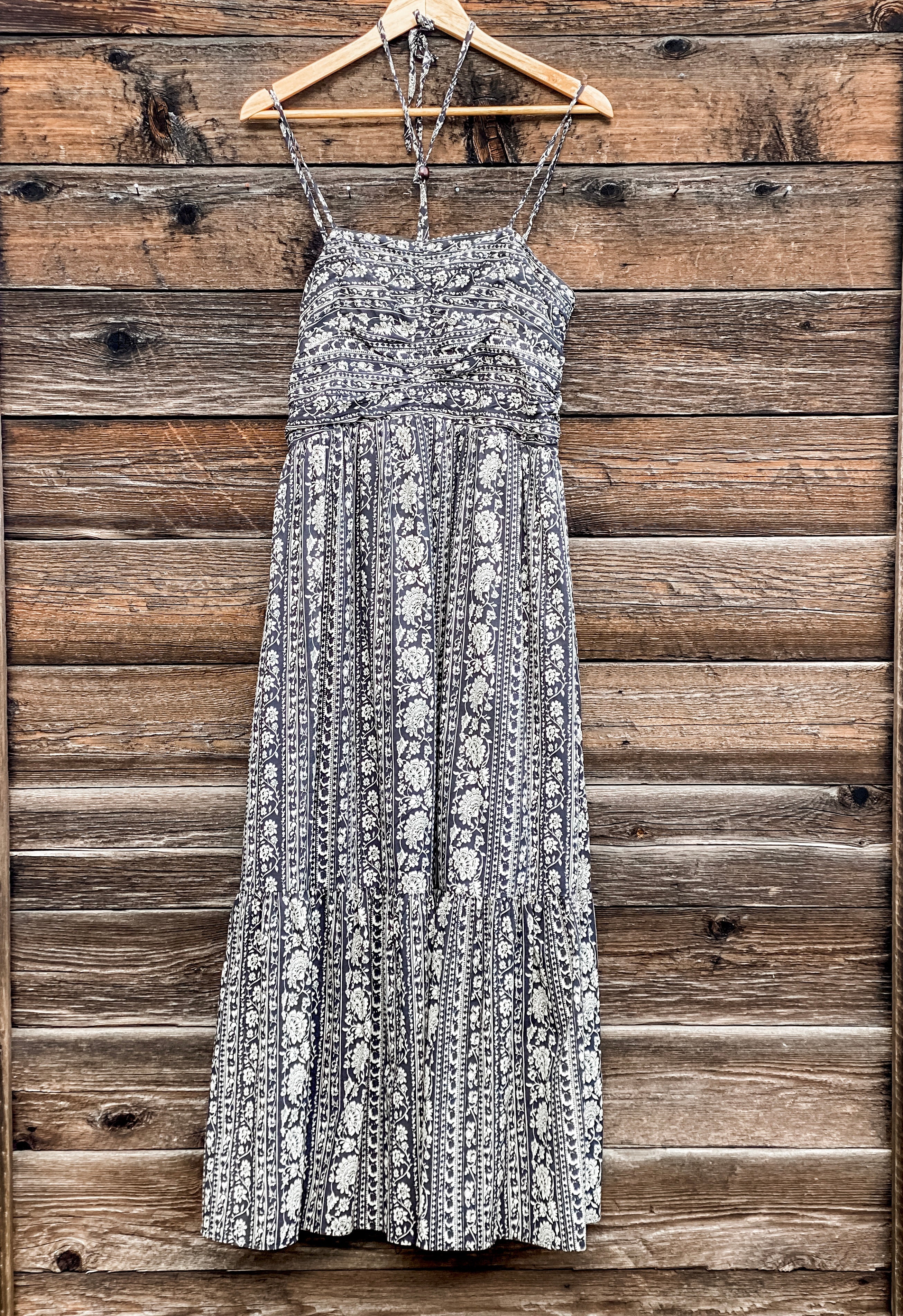 shopee white dress Garden of Eden Maxi Best Christmas Wedding Dresses Color:Ivory/Mocha features:Side Slit 54 / 42