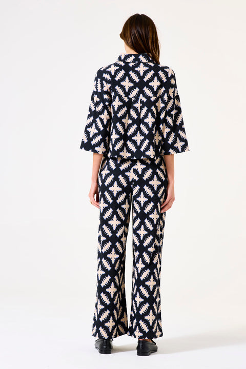 Srana 3/4 Sleeve Button Up