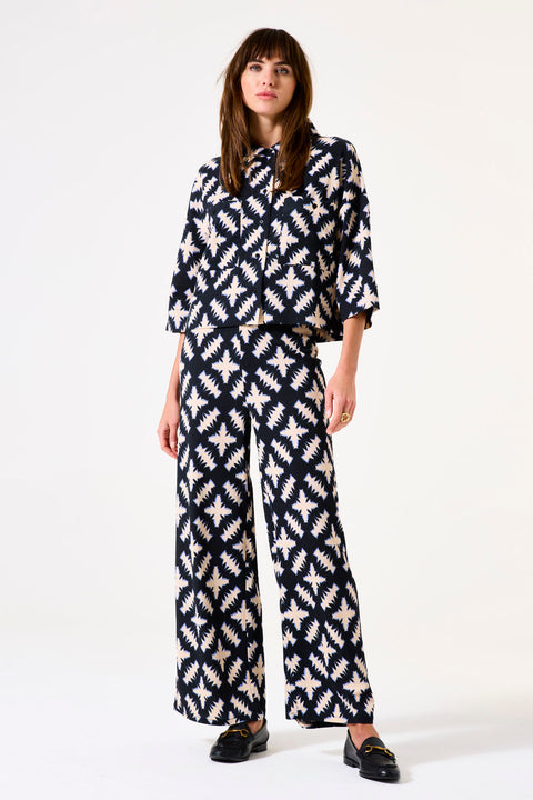 Srana 3/4 Sleeve Button Up