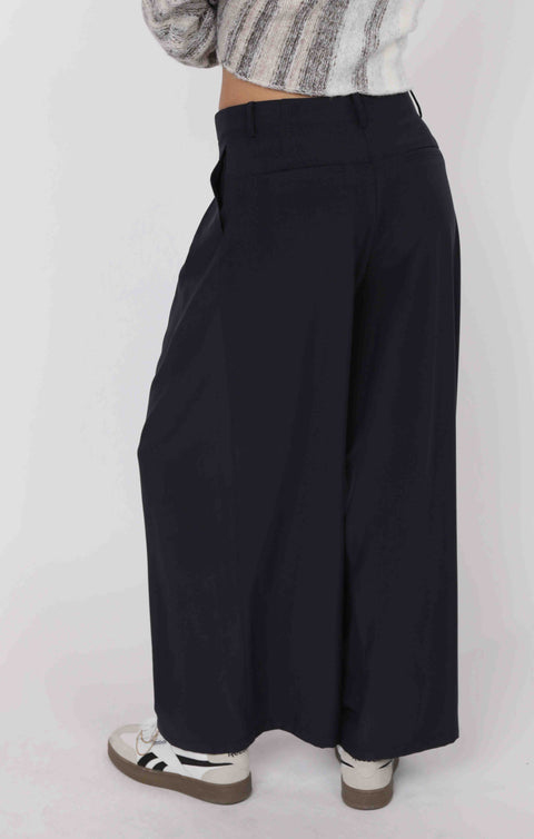 Most Wanted Pleated Pant