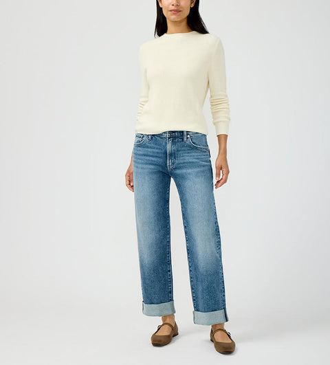 Relaxed Straight Leg