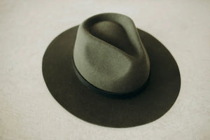Sloane | Classic Rancher | Dark Olive